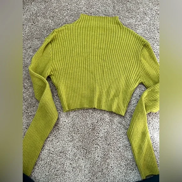Ribbed Long Sleeve - Picture 2 of 2